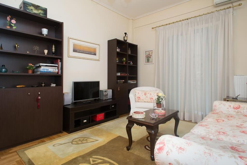 Top-Rated 1-Bedroom Apartment In The Heart Of Atény Exteriér fotografie