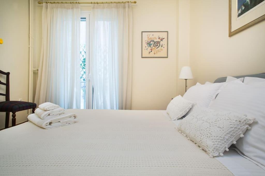 Top-Rated 1-Bedroom Apartment In The Heart Of Atény Exteriér fotografie