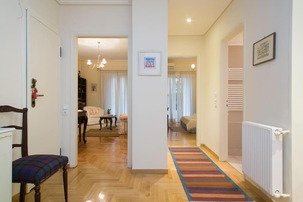 Top-Rated 1-Bedroom Apartment In The Heart Of Atény Exteriér fotografie